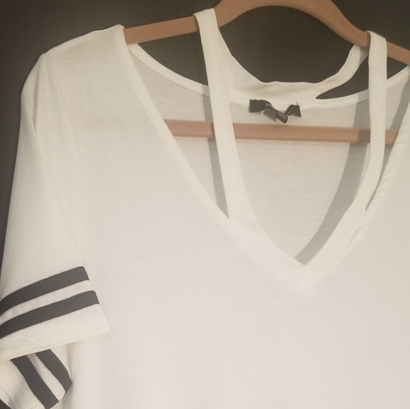 Top - Picture 3 of 3